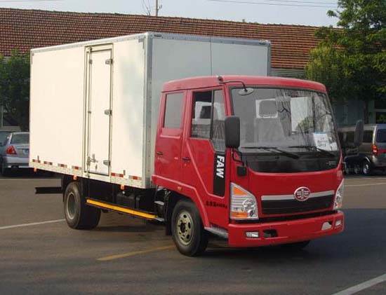 解放牌CA5041XXYP40K2REA80-3型廂式運(yùn)輸車