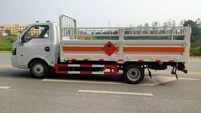 東風(fēng)途逸氣瓶運(yùn)輸車(chē) 東風(fēng)途逸氣瓶運(yùn)輸車(chē)