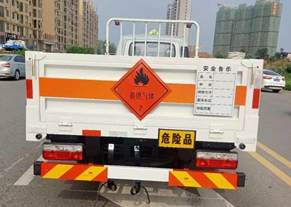 東風(fēng)途逸氣瓶運(yùn)輸車(chē) 東風(fēng)途逸氣瓶運(yùn)輸車(chē)