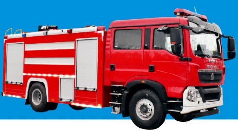 重汽豪沃雙排水罐消防車