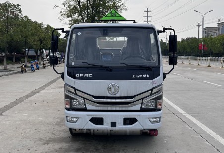 東風(fēng)多利卡D5藍(lán)牌加油車(chē)_2.78方藍(lán)牌加油車(chē)_鋁合金藍(lán)牌加油車(chē)
